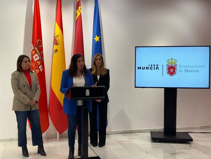 Imagen de la rueda de prensa en la que se ha presentado la ampliación del horario de atención del Servicio de Asesoría Psicosocial