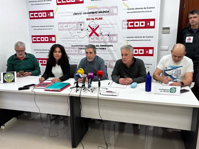 Rueda de prensa de la Plataforma en Defensa del Tren de Cuenca.