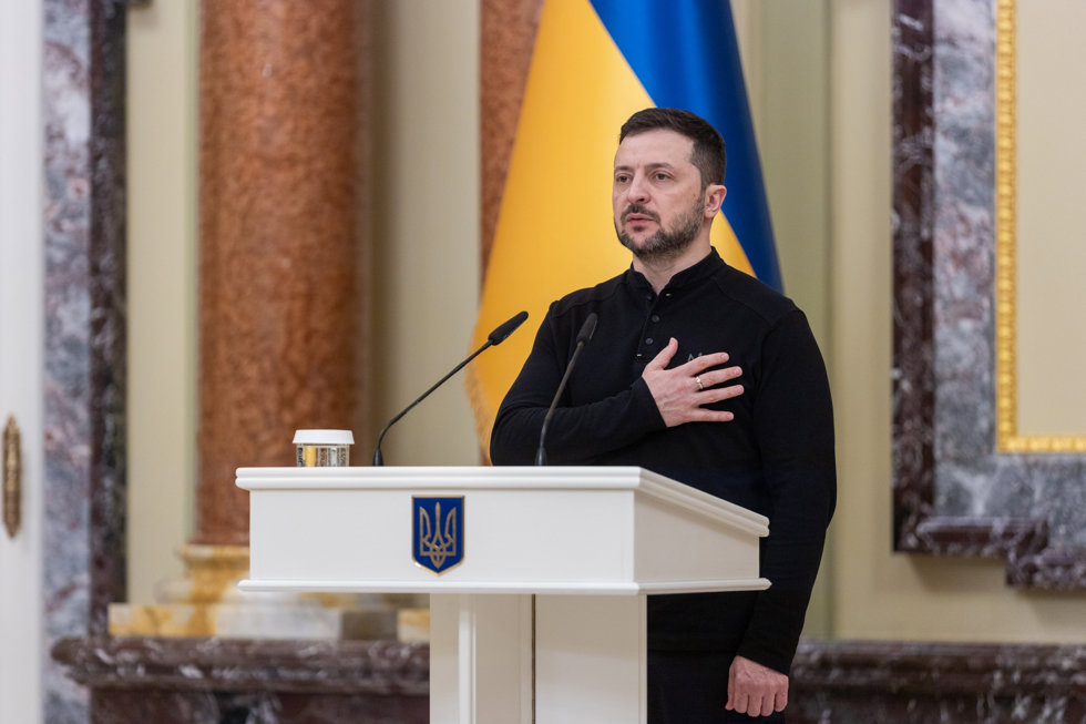 El president ede Ucrania, Volodimir Zelenski, durante una ceremonia en Kiev en honor de los soldados muertos en combate en la guerra con Rusia (archivo)