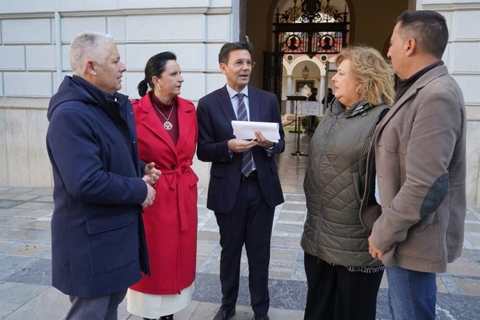 Comparecencia del PSOE en la Plaza del Carmen sobre la ZBE