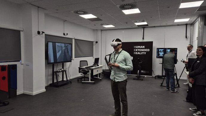 REDIT y el Instituto de Biomecánica (IBV) presentan sus capacidades tecnológicas al Ayuntamiento de Valencia, empresas y agentes del ecosistema de innovación