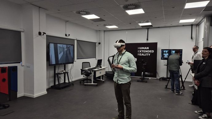 REDIT y el Instituto de Biomecánica (IBV) presentan sus capacidades tecnológicas al Ayuntamiento de Valencia, empresas y agentes del ecosistema de innovación