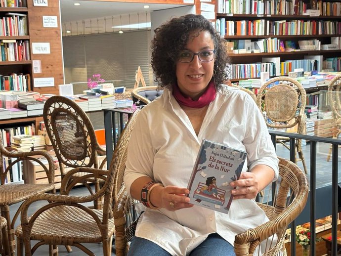 La escritora Najat El Hachmi