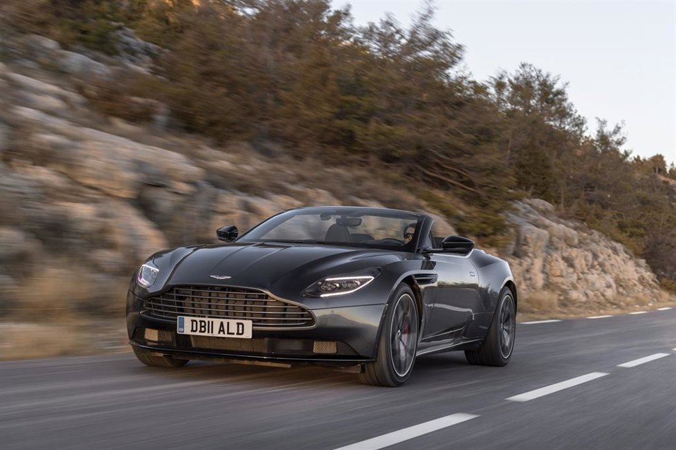 Archivo - Aston Martin incrementa sus pérdidas un 21% en 2024, hasta los 348 millones y recortará 170 empleos. 