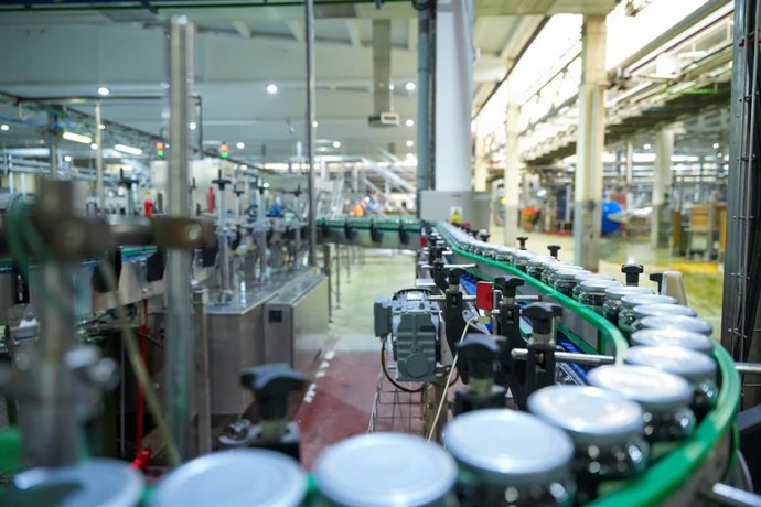 Imágenes de la fábrica de Agrosevilla. A 17 de febrero de 2025 en La Roda de Andalucía, Sevilla (Andalucía, España).  