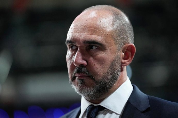 Archivo - El entrenador del Real Madrid, Chus Mateo.