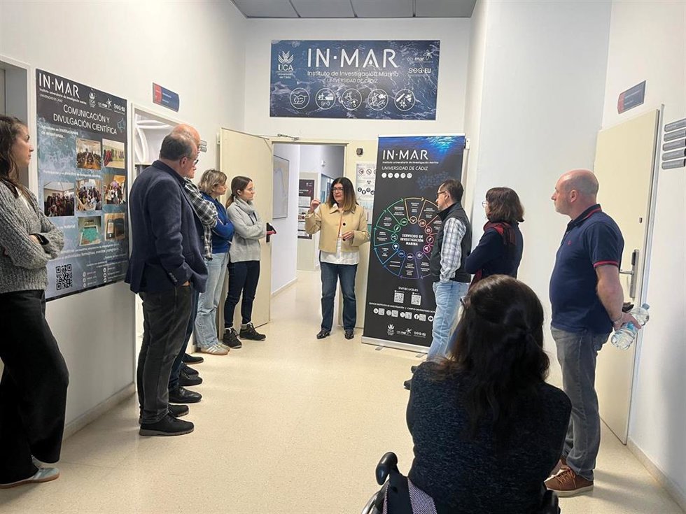 Una delegación del nodo español del Embrc visita el Instituto Universitario de Investigación Marina (Inmar)