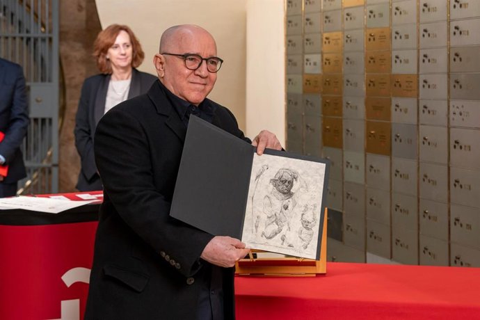 Los dibujos del cubano Roberto Fabelo llegan al Cervantes: "Me acompañan los ángeles guardianes de Goya y Velázquez"