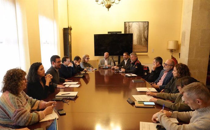 La taula de treball per a la Font de la Pólvora