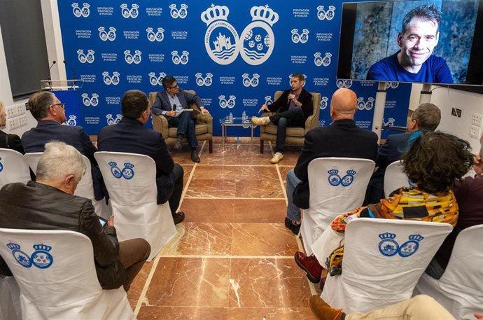 Rubén Amón presenta 'Tenemos que hablar'.