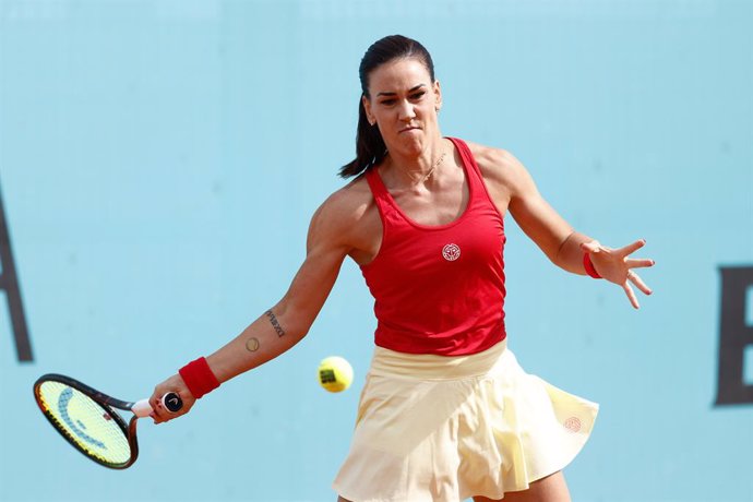 Archivo - Nuria Parrizas of Spain in action against Veronika Kudermetova of Russia during the Mutua Madrid Open 2023 celebrated at Caja Magica on Abril 28, 2023 in Madrid, Spain.