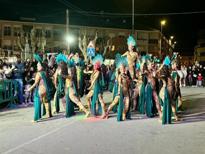 Imagen de una comparsa de carnaval