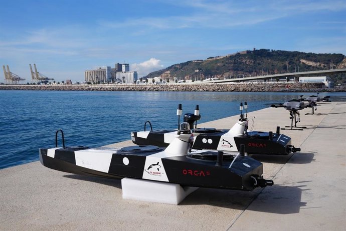Drones aéreos y acuáticos del Puerto de Barcelona.