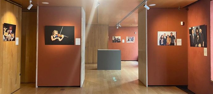 El Centro Fundación Caja Rioja La Merced acoge la exposición que recorre los 20 años de la Fundación García Fajer