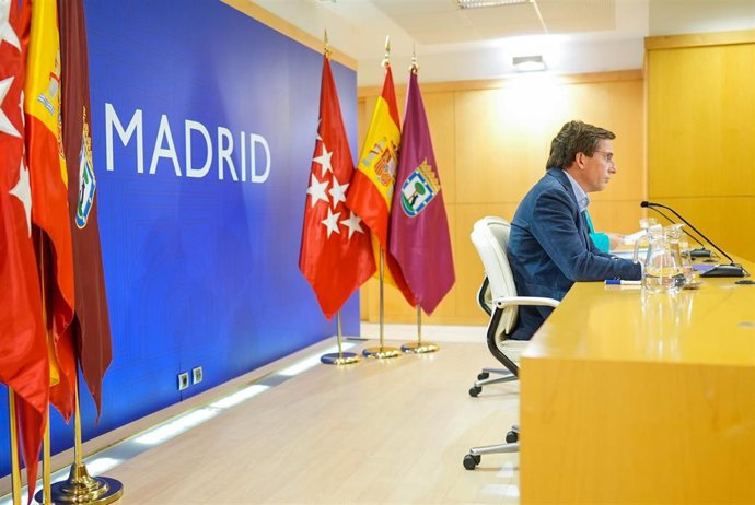 El alcalde de Madrid, José Luis Martínez-Almeida, en la rueda de prensa posterior a la Junta de Gobierno
