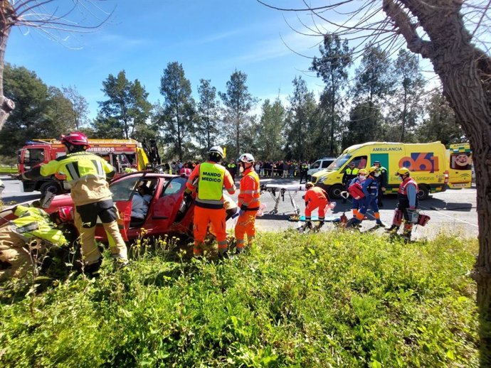 Imagen de un simulacro del 061 en Huelva.