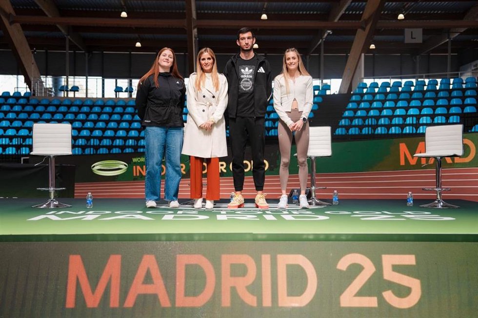 De izda a dcha: Sarah Mitton, Sonia Cea, Quique Llopis y Lorea Ibarzabal