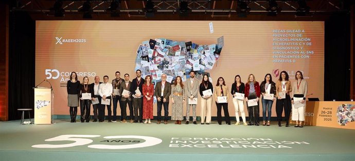 Imagen de la entrega de becas.