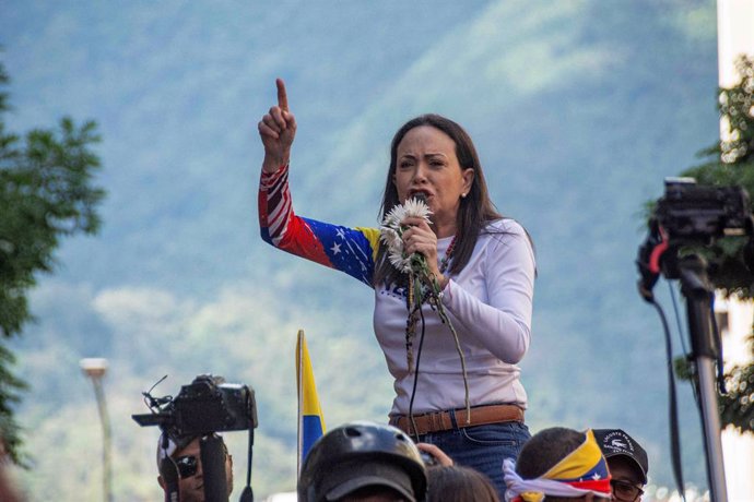 Archivo - January 9, 2025, Caracas, Miranda, Venezuela: The leader of the opposition Maria Corina Machado, appears at the rally of the opposition called by her, in the streets of Caracas...Government and opposition marches and rallies prior to the preside