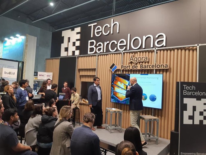 Espacio del Puerto de Barcelona en el estand de Tech Barcelona en la edición 2024 del MWC.