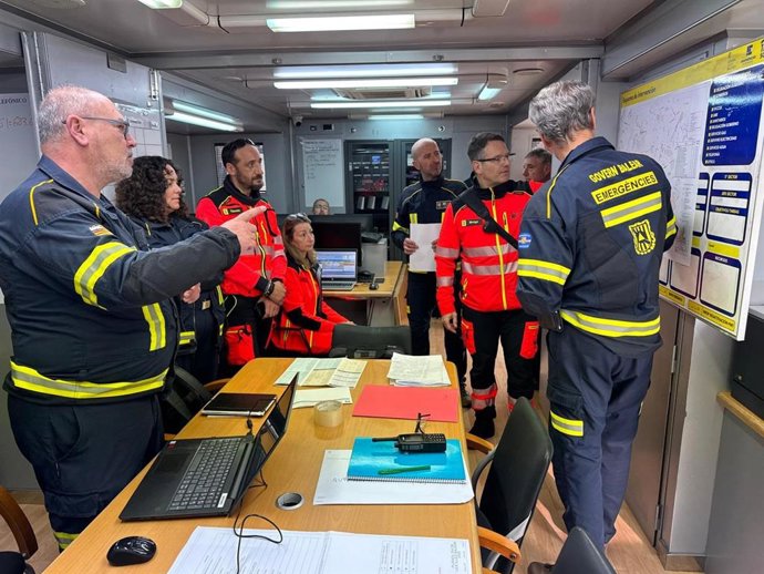 Personal de Emergencias diseñan el dispositivo de seguridad por el Dia de Balears.
