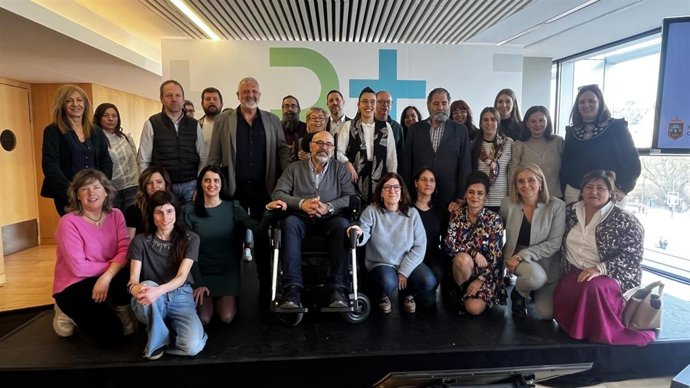 Foto de los participantes en el foro celebrado esta mañana.