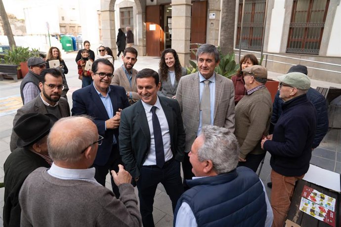 Encuentro entre la Diputación y el Ayuntamiento.