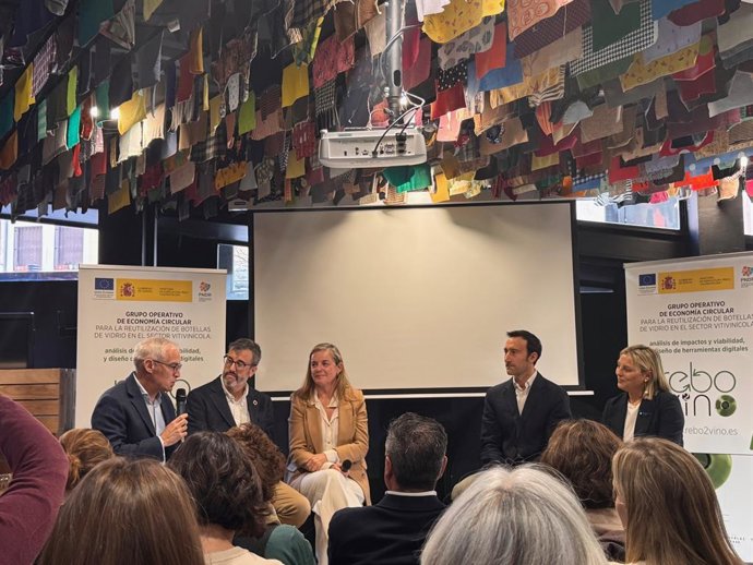 Sesión para presentar los resultados de Rebo2vino.