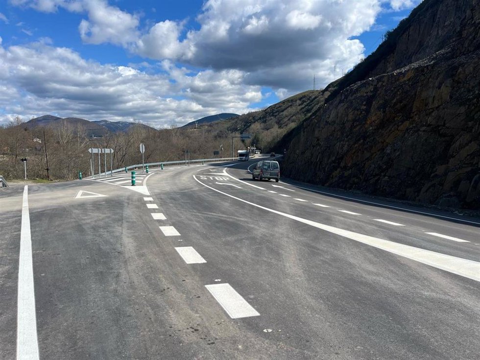 La Junta finaliza las obras en la carretera de Ponferrada a Villablino y abre la vía al tráfico
