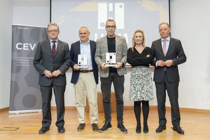 Celestica Valencia y Orliman, Premios LLUM de la CEV por su liderazgo en la cultura preventiva
