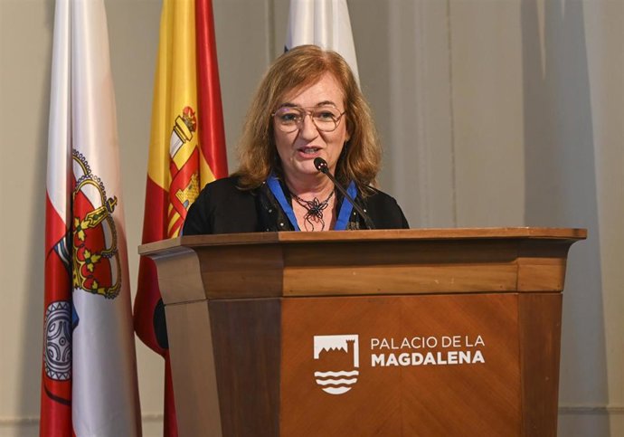 Archivo - La presidenta de la AIREF, Cristina Herrero, participa en Santander en una jornada organizada por el Colegio de Economistas de Cantabria