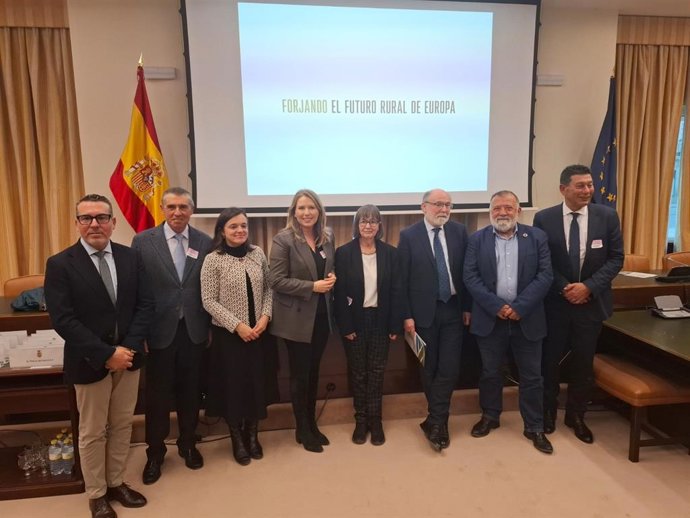 Presentación del Libro Blanco de la asociación SOS Rural en el Congreso de los Diputados.