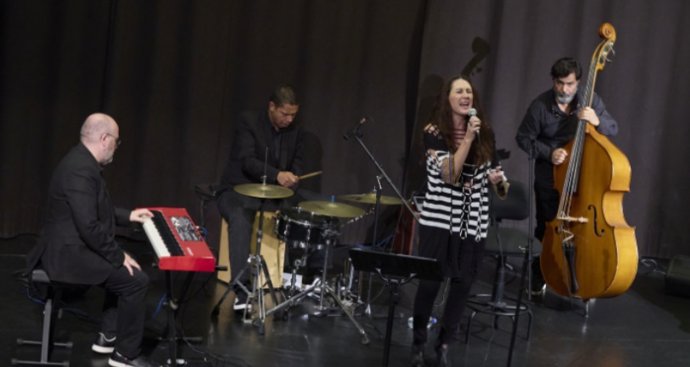 El mar, la Mar de Clara Monster