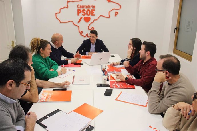 Reunión comité organizador del 15 Congreso del PSOE Cantabria