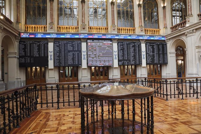 Archivo - Imagen interior del Palacio de la Bolsa. En Madrid, (España).