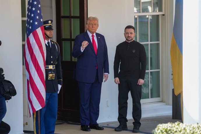 February 28, 2025, Washington, District of Columbia, USA: President DONALD TRUMP greets Ukranian President Volodymyr Zelensky at at the White House on February 28, 2025