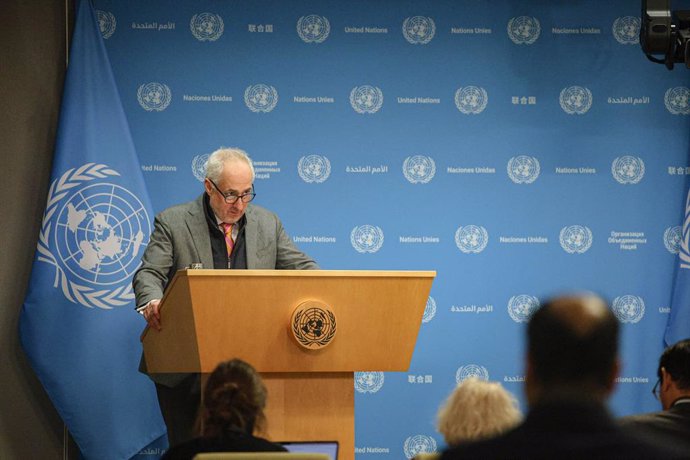 Archivo - January 6, 2025, New York, New York, USA: UN Secretary-General Spokesperson, STEFANE DUJARRIC, briefs the press on the upcoming week and current world developments.