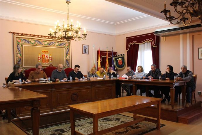 Pleno del consistorio de Sariñena en el que se ha aprbado el presupuesto de 2025.