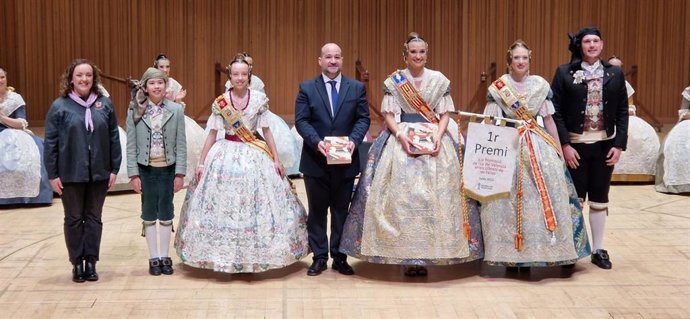 Educación entrega los premios a la promoción del uso del valenciano en los llibrets de Fallas 