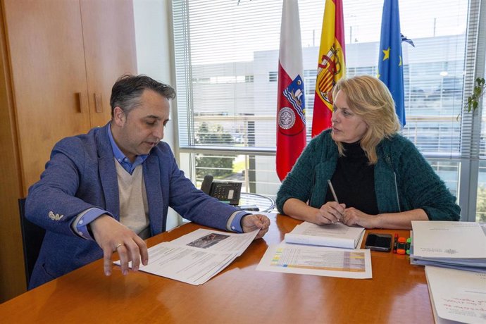 Susinos y Caramés mantienen una reunión