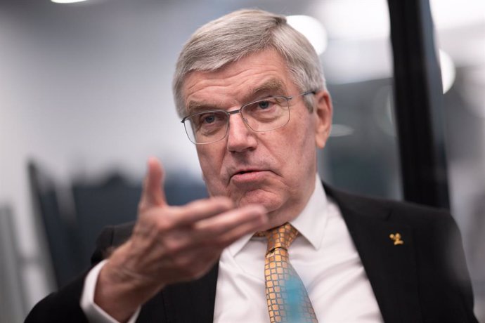 Archivo - FILED - 10 January 2025, Berlin: Thomas Bach, President of the International Olympic Committee, speaks during an interview with the German Press Agency (DPA). Photo: Sebastian Gollnow/dpa