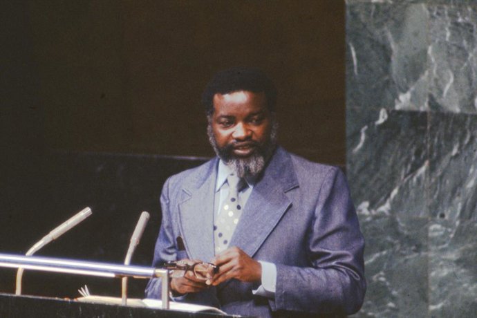 Archivo - Arquivo - 28 de abril de 1968, Nova York, Nova York: SAM NUJOMA discursando na 9ª reunião da Assembleia Geral das Nações Unidas.