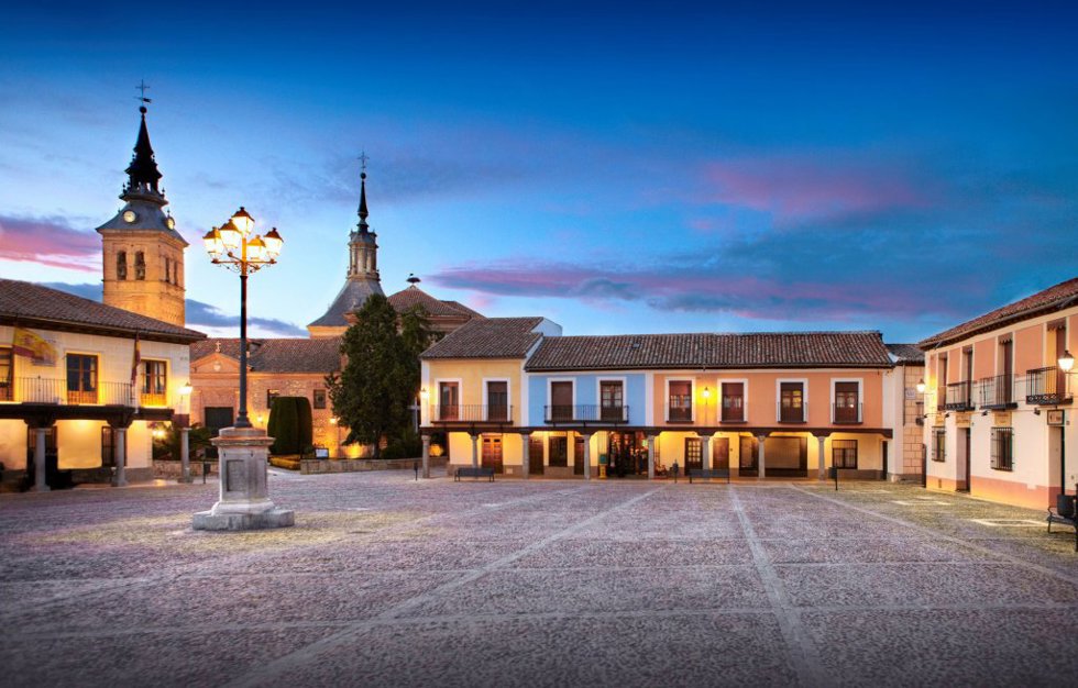 Archivo - Plaza de Segovia de Navalcarnero.