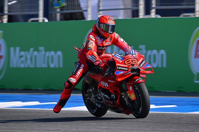 93 MARQUEZ Marc (spa), Ducati Lenovo Team, Ducati Desmosedici GP25, em ação durante o 2025 MotoGP PT Grand Prix of Thailand no Chang International Circuit de 28 de fevereiro a 2 de março, em Buriram, Tailândia - Photo Studio Milagro / DPPI