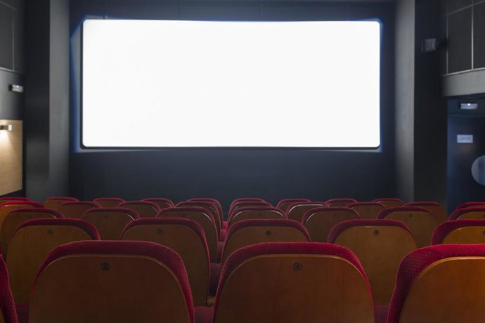 Archivo - Cine, cines, butaca, butacas, taquilla, entrada, entradas, película, películas, exhibición, proyector de cine, cinematografía, espectador, espectadores