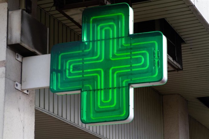 Archivo - Imagen de archivo de una farmacia.