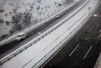 La DGT pide precaución para circular en la A-1, la A-2 y la AP-6 por la acumulación de nieve