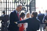 Almeida reconoce que "es complicado entenderse con Vox", un partido "que se identifica con posiciones que tiene Trump"