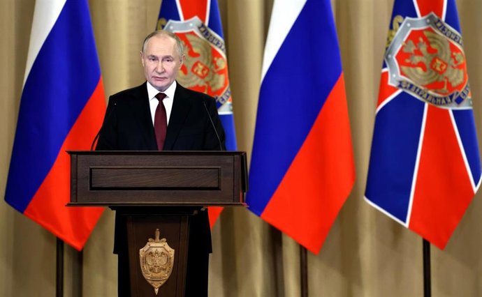 Fotografía de archivo del presidente de Rusia, Vladimir Putin, de un discurso durante una reunión anual del Servicio Federal de Seguridad (FSB)