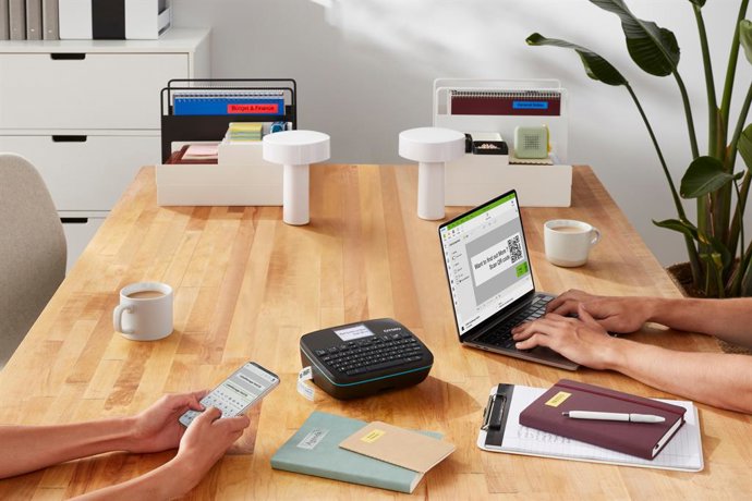 Please include the image attached. Caption: LabelManager Executive 640 CB